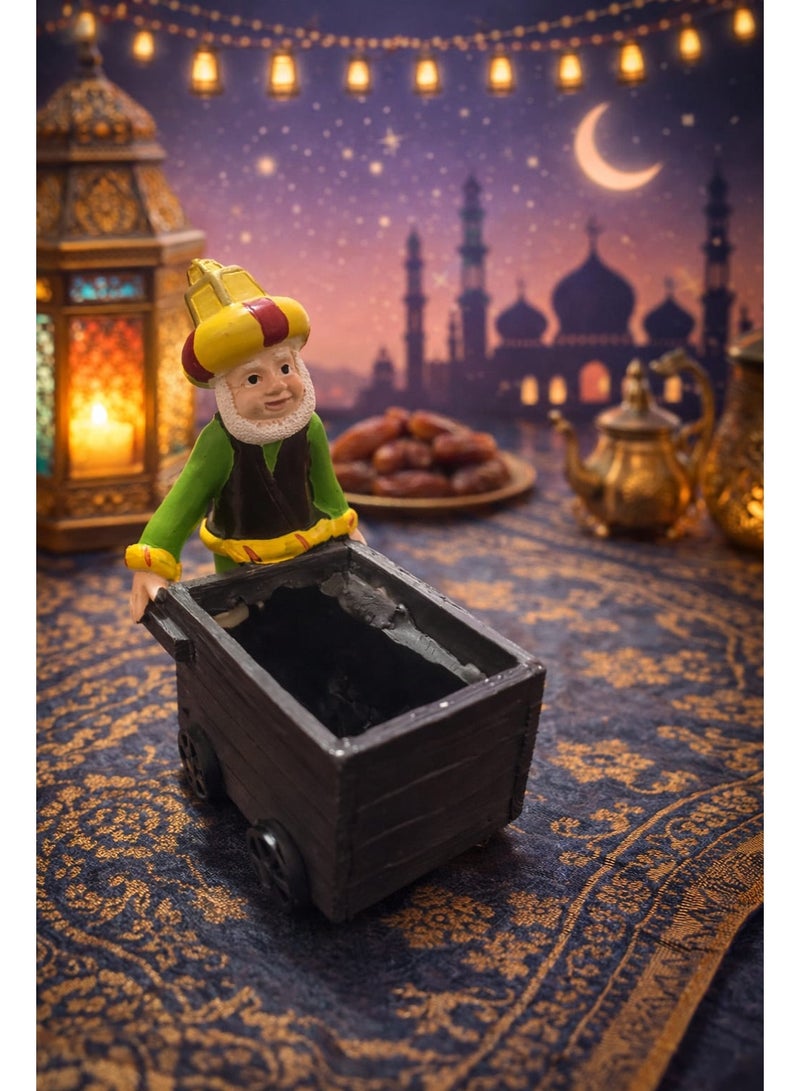 Ramadan figurine, Ramadan characters, porcelain figurine, three-dimensional figures of well-known Ramadan characters, Fananees Ali, Arabiya Crew. Size: 18 cm. Decoration.